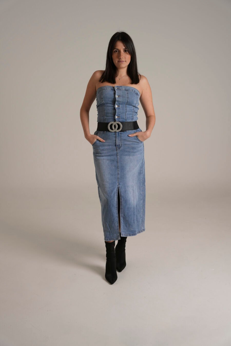 Salopette in Denim con Spacco