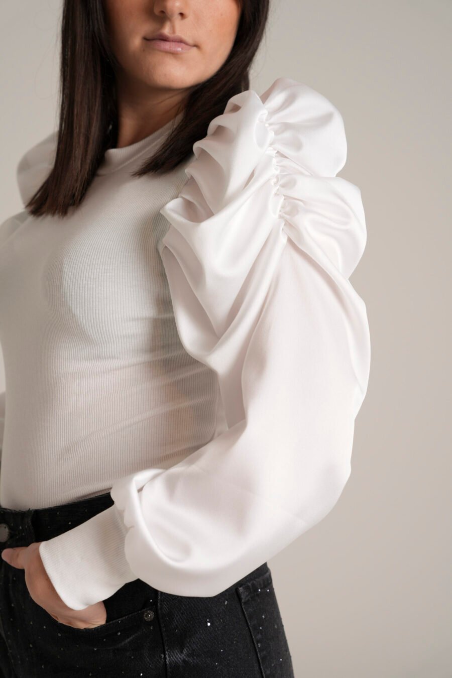 Maglia Romantica con Maniche Sbuffo - immagine 2