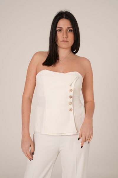 Top Elegante con Bottoni Decorativi